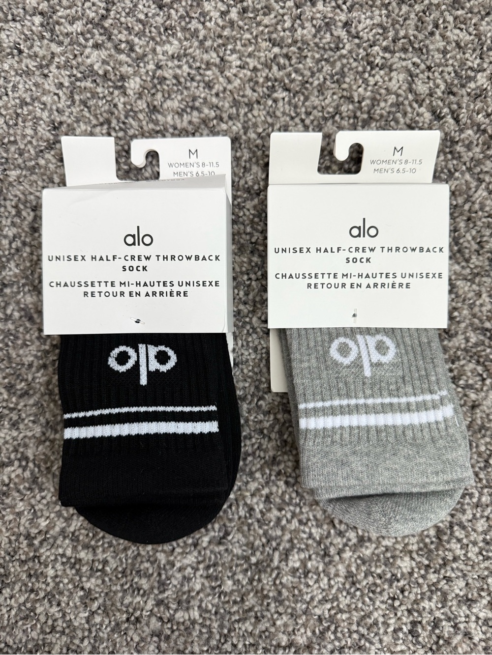 ALO Yoga Unisex Half-Crew Socks – Black & Gray